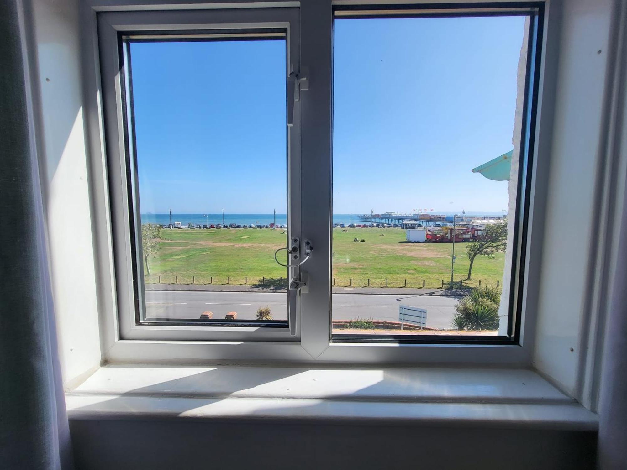 Beach Hotel Torbay B&B Paignton Dış mekan fotoğraf